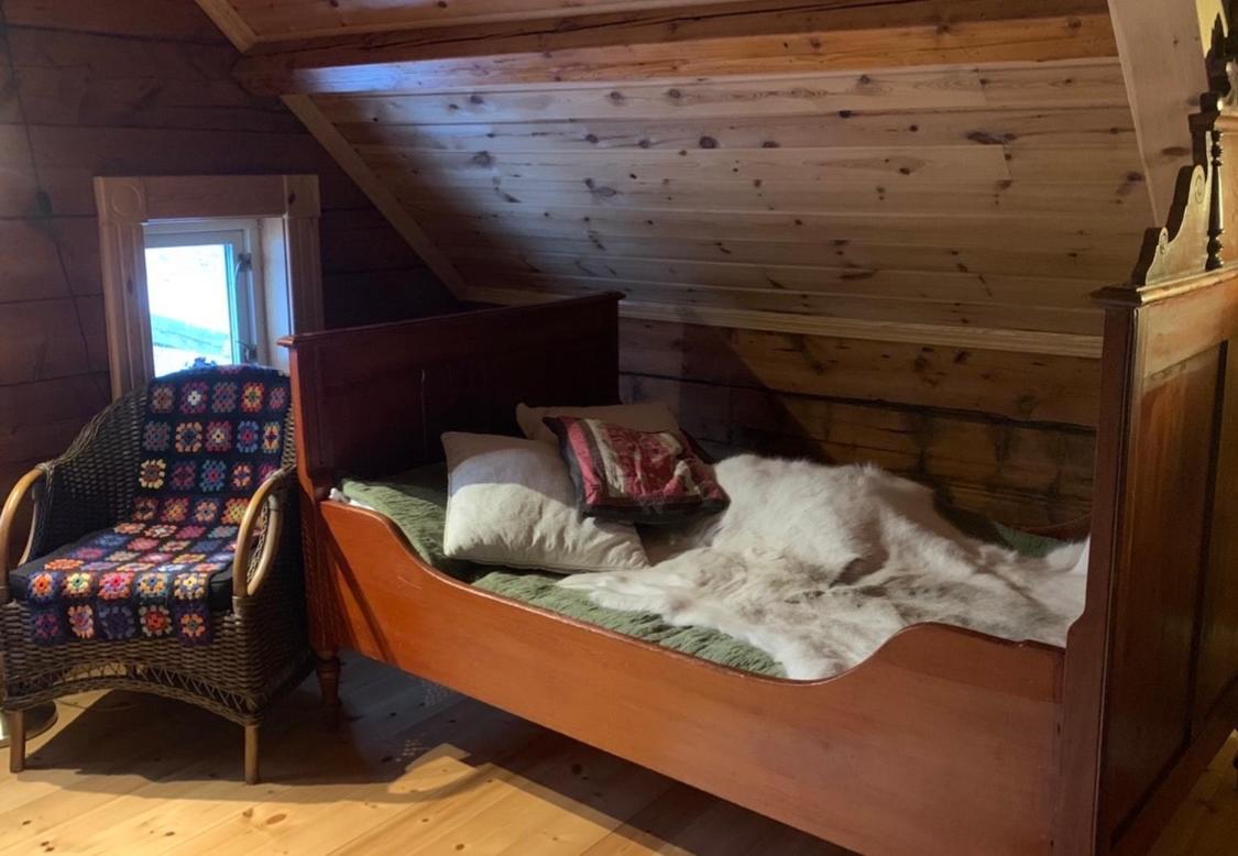 100 Years Old Norwegian Log House In Tromso Villa Dış mekan fotoğraf